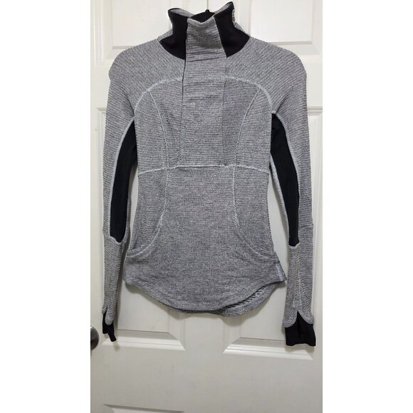 Lululemon Athletica Women's 2 Base Runner Gray & Black High-Neck Pullover Jacket - Picture 2 of 9